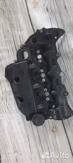 Клапанная крышка на 2.7 Land Rover 4S7Q9424G