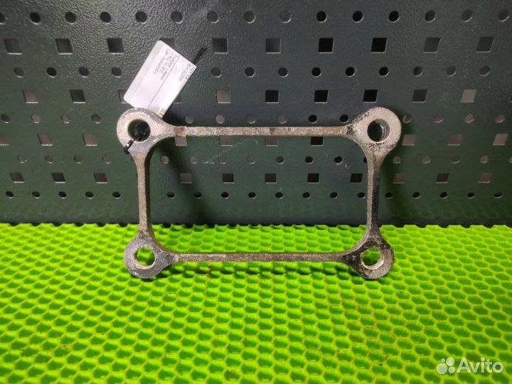 Проставка кронштейна топливного бака Man Tgx