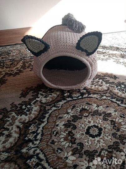 Лежанки,домики для кошек ручной работы