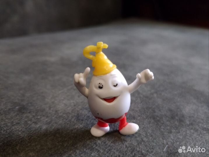 Игрушки из киндера