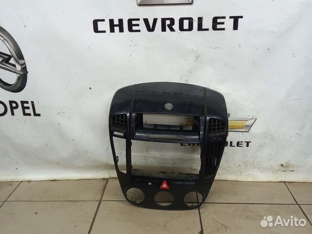 Центральная накладка торпедо Киа Сид ED