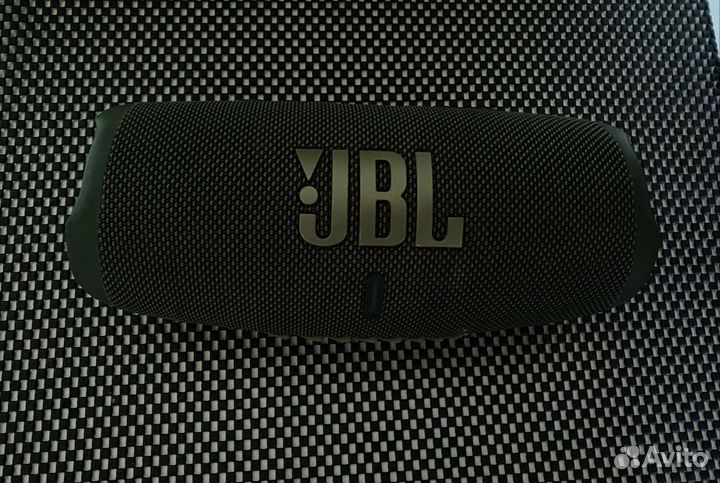 JBL Charge 5