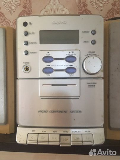 Музыкальный центр sanyo