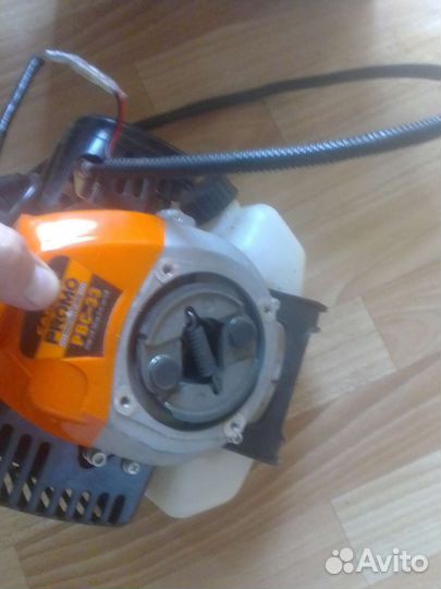 Газона косилка бензиновая