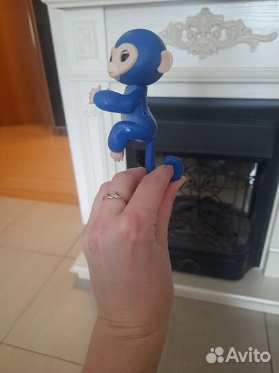 Робот Fingerlings Ручная обезьянка