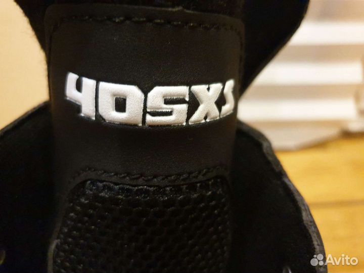 Коньки tron 405XS, размер 7 (41-42), нов