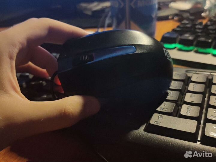 Проводная мышь