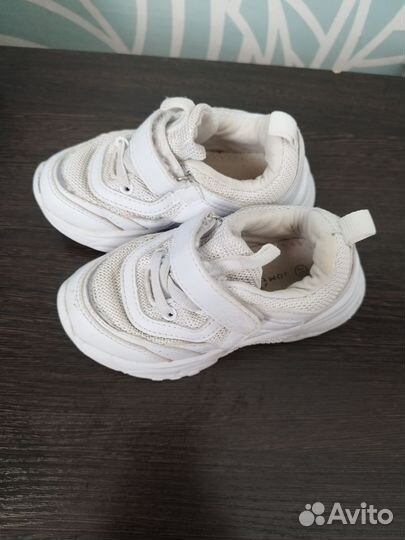 Кроссовки белые для девочки 25 размер