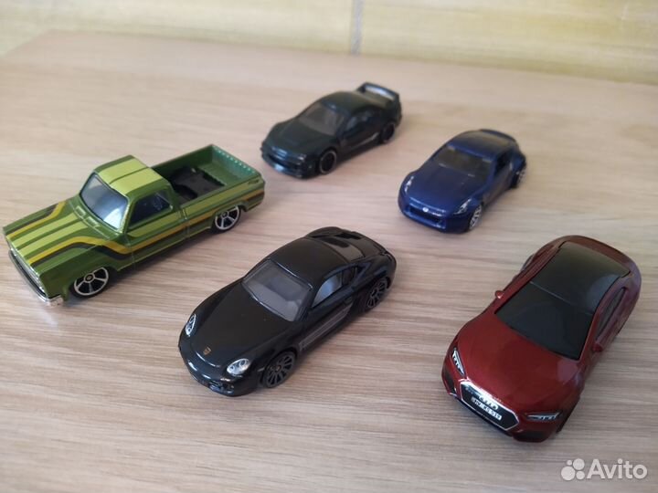 Машинки хот вилс hot wheels, оригинал