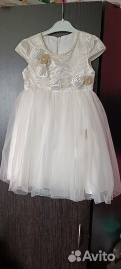 Платье праздничное
