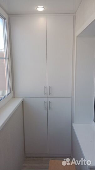 Шкаф на лоджию