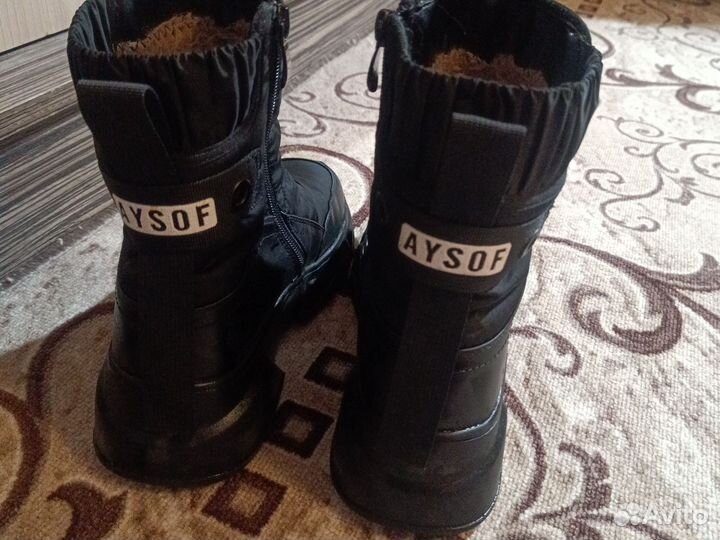Ботинки женские зимние 38 размера бу