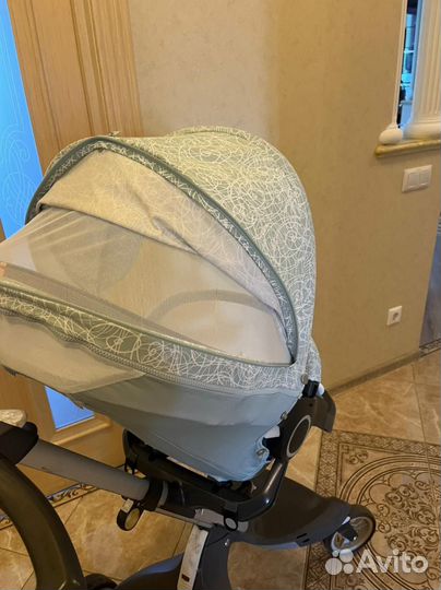 Коляска прогулка Stokke Xplory