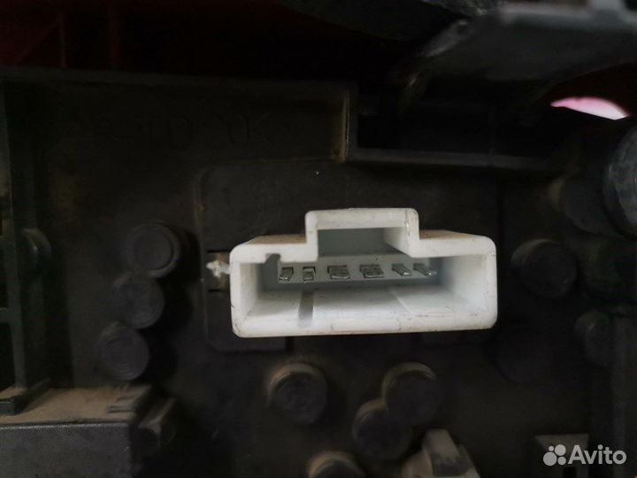 Фонарь задний для Peugeot-Citroen 406 6351L5