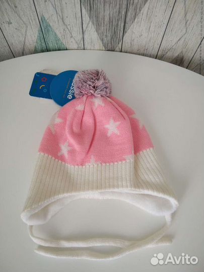 Шапка lassie новая, демисезонная