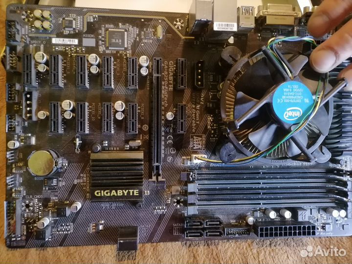 Материнская плата с процессором