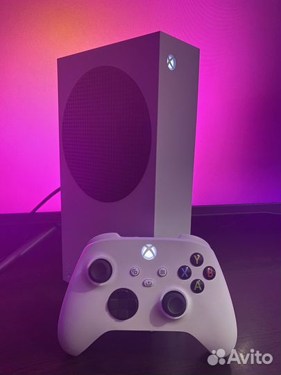 Игровая консоль Xbox series s