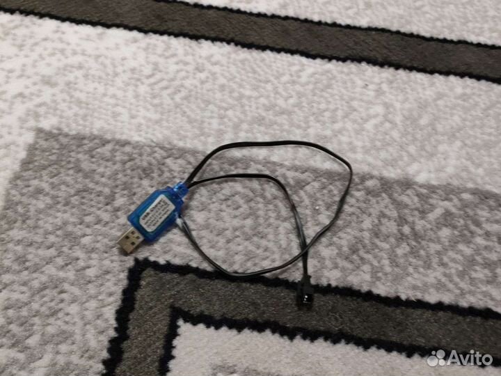 Машина на пульте управления офф-роад