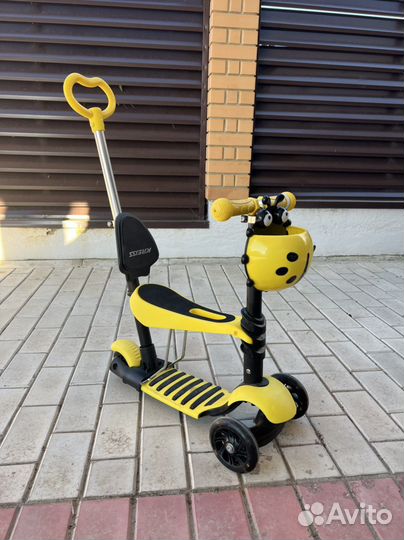 Самокат детский с сиденьем
