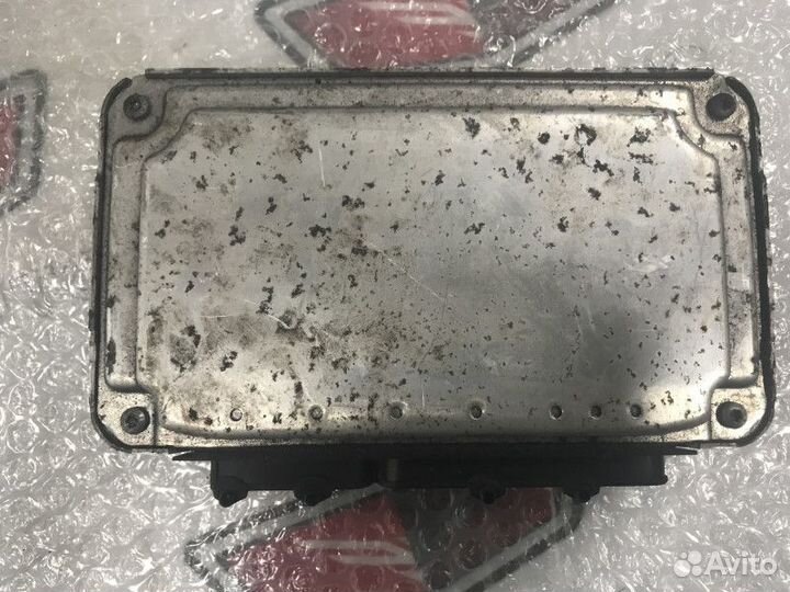 Блок управления двс Шкода Фабия 2