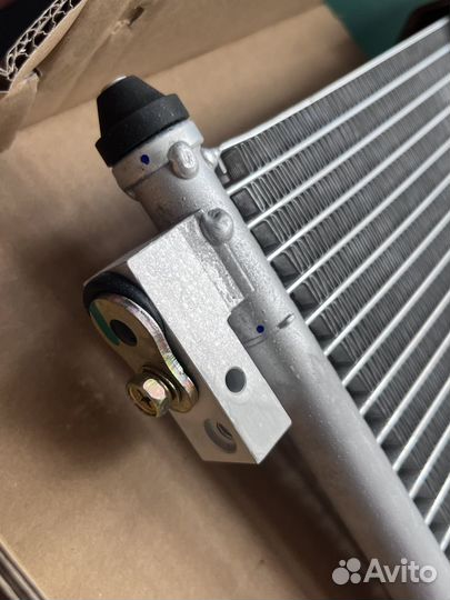 LR110621 радиатор кондиционера