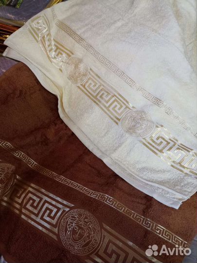 Махровые полотенца новые