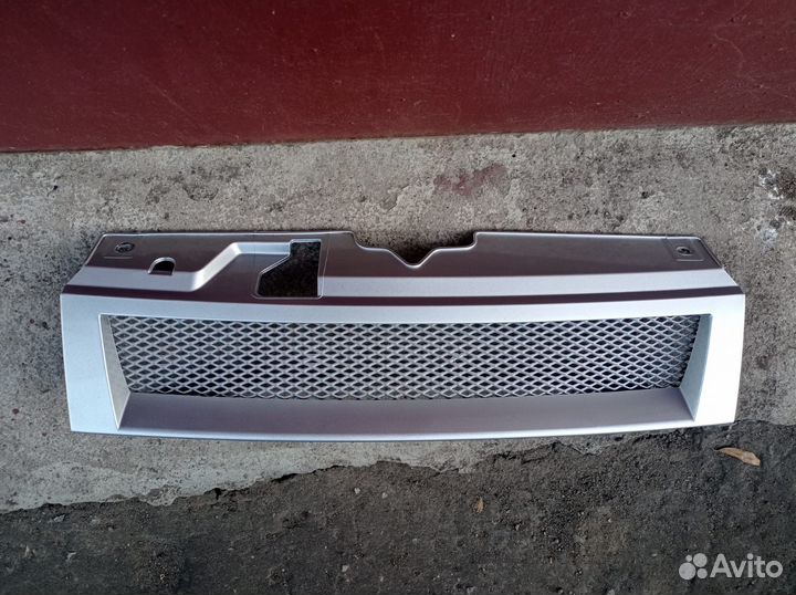 Решетка радиатора 2110 - 12