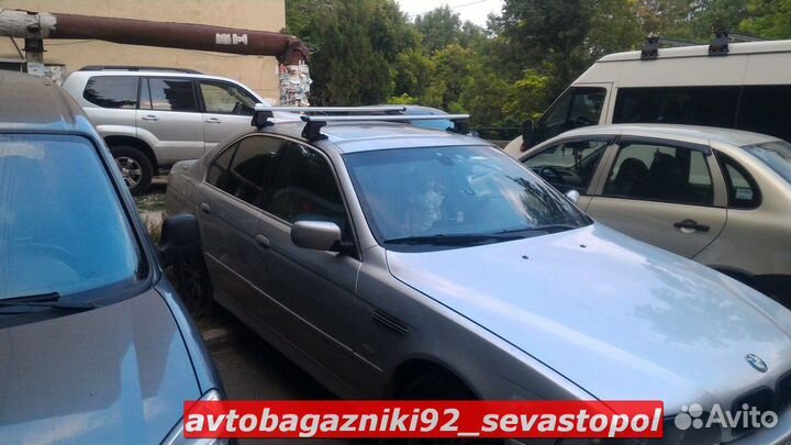 Багажник (поперечины) на крышу BMW 5 серии