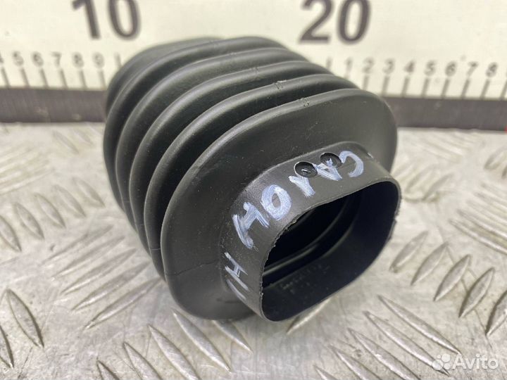 Б/У трубка воздуховода (патрубок, шланг) передний