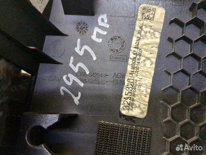 Обшивка салона Ford Escape 2020, 2020