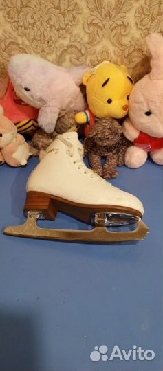 Коньки фигурные Graf Ace 34