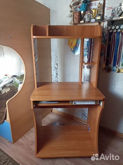 Компьютерный стол бу