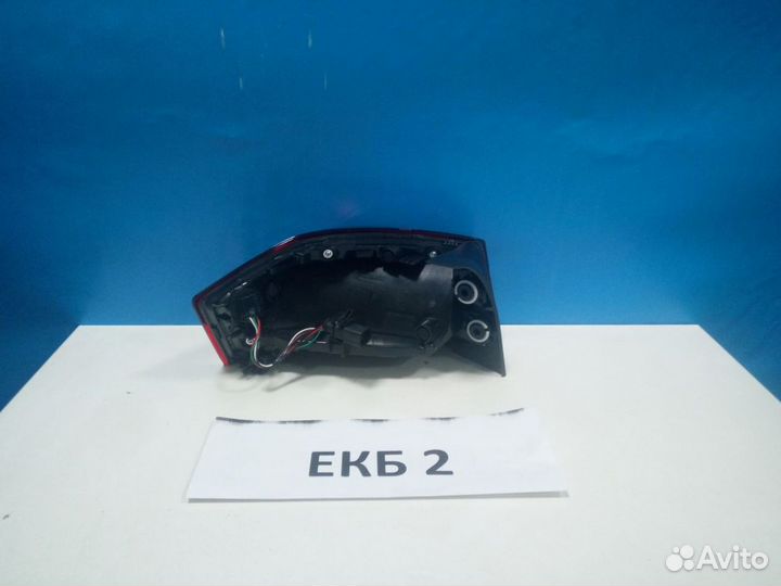 Фонарь правый Polo