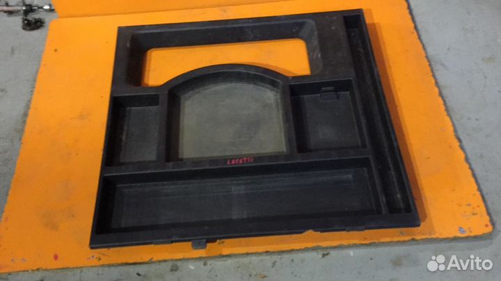 Поддон багажника на Chevrolet Lacetti