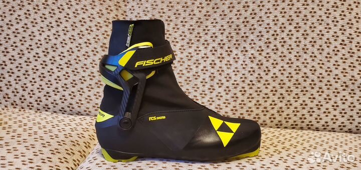Лыжные ботинки Fischer RCS новые