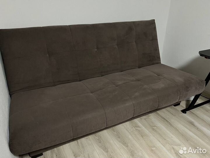 Диван книжка