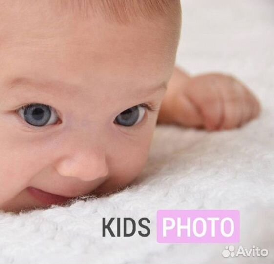 Администратор торжественной выписки из роддома