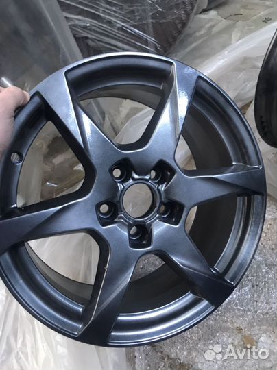 Продам комплект 17 дисков на Audi (Original )
