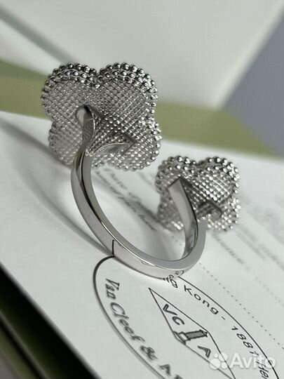 Кольцо Van Cleef Alhambra double белое золото 750