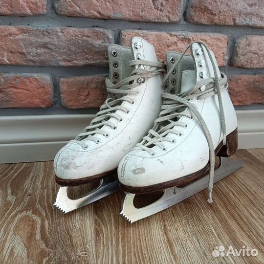 Фигурные коньки wifa 33
