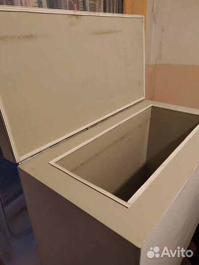 Ларь для хранения продуктов