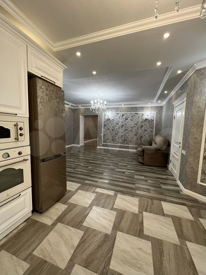 4-к. квартира, 105 м², 11/14 эт.