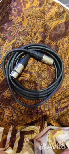 XLR кабель