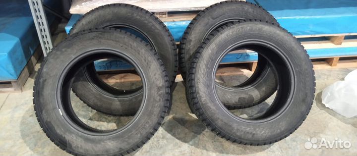 Nokian Tyres Hakkapeliitta 9 SUV 265/65 R18