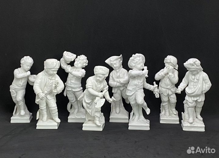 Набор фарфоровых статуэток знаков Зодиака KPM