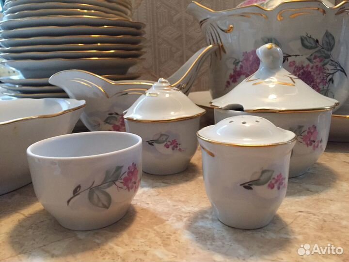 Сервиз столовый. Дулево. 99г