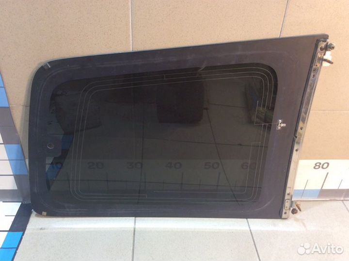 Стекло кузовное открывающееся (форточка) заднее