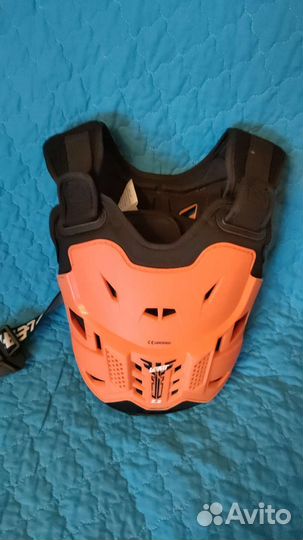 Защита груди Leatt для ребёнка 100-134