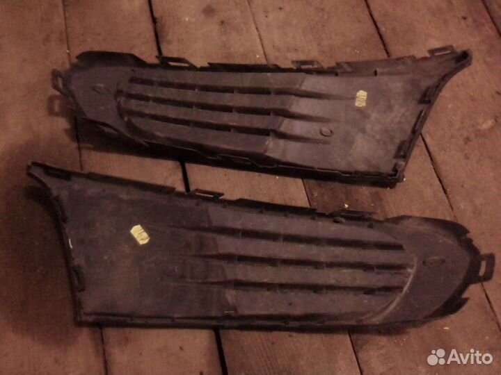 Для Volkswagen Polo накладки птф в бампер