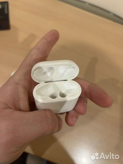 Кейс для Airpods 2